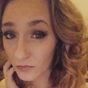 Meet your Posher, Lacey